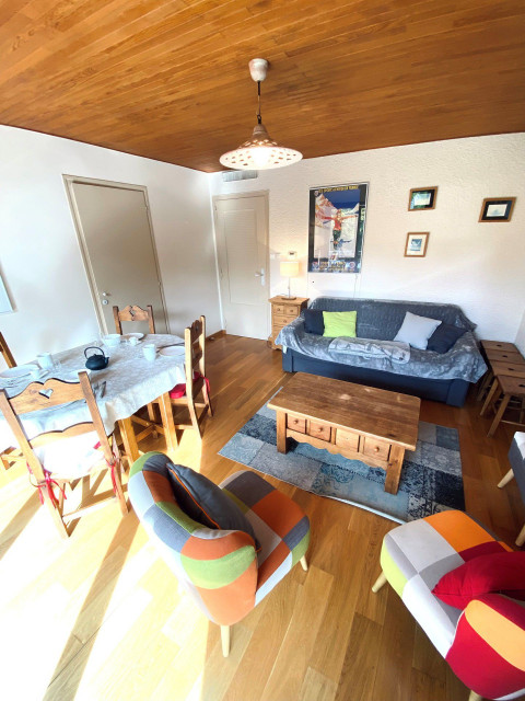 _lv_images__lot_0037250563_01_5080369