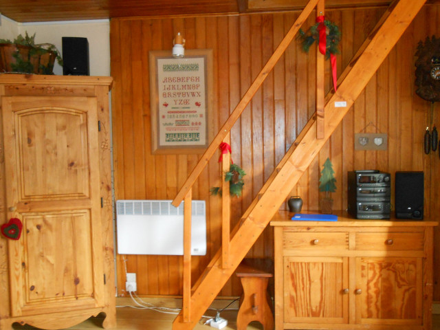 _lv_images__lot_0037250569_08_4681114