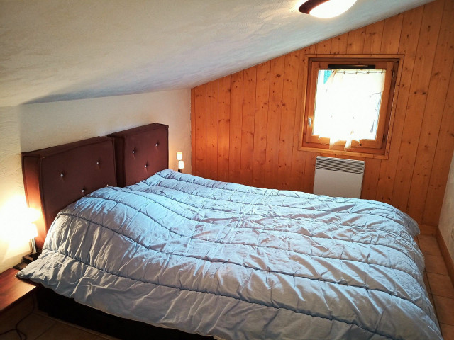 _lv_images__lot_0037250900_07_4731431