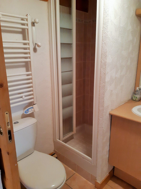 _lv_images__lot_0037250900_15_4689693