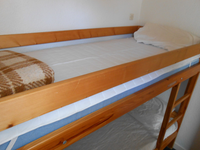 _lv_images__lot_0037250918_11_4526299