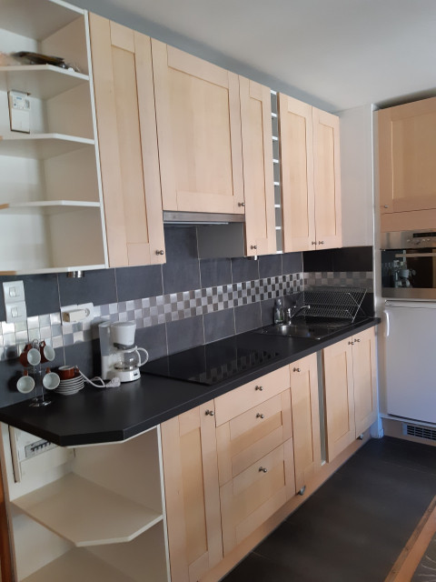 _lv_images__lot_0037250946_03_4617842