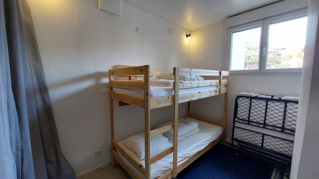 _lv_images__lot_0037250964_14_4289212