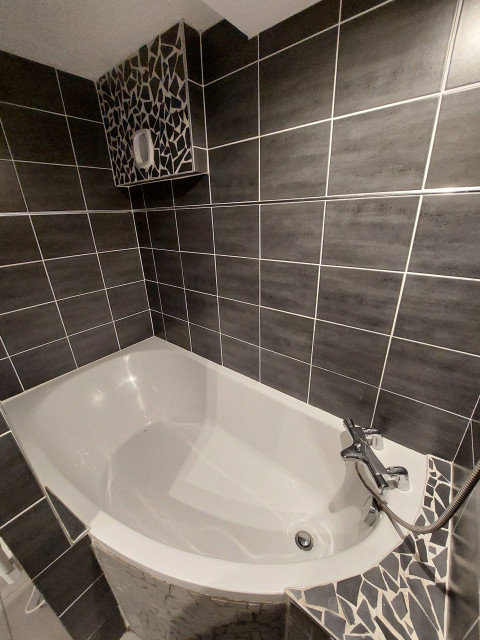 _lv_images__lot_0037251006_04_4373622