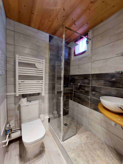 _lv_images__lot_0037251010_03_4681970