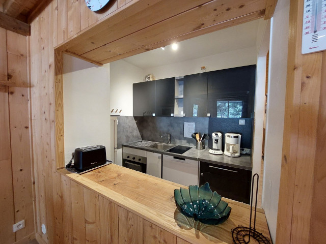 _lv_images__lot_0037251020_02_4657161