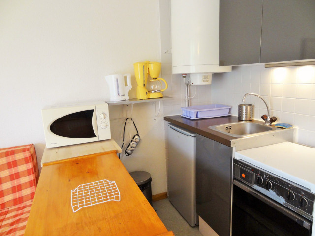 _lv_images__lot_0037251102_07_4468001