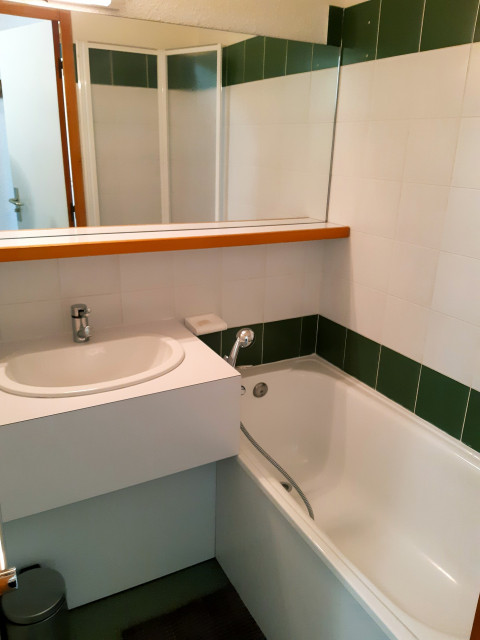 _lv_images__lot_0037251119_10_4445079