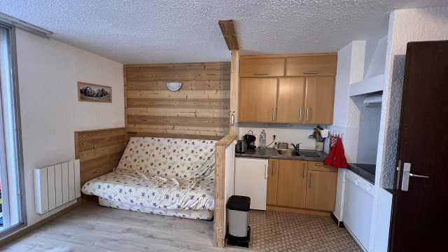 _lv_images__lot_0037251233_08_4591130 _lv_images__lot_0037251233_08_4591130