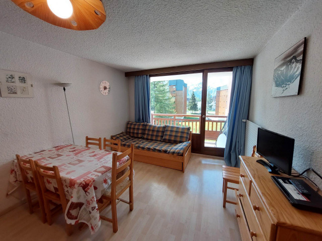 _lv_images__lot_0037251252_01_4486619 _lv_images__lot_0037251252_01_4486619