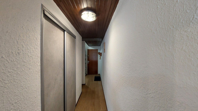 _lv_images__lot_0037251264_12_4306867