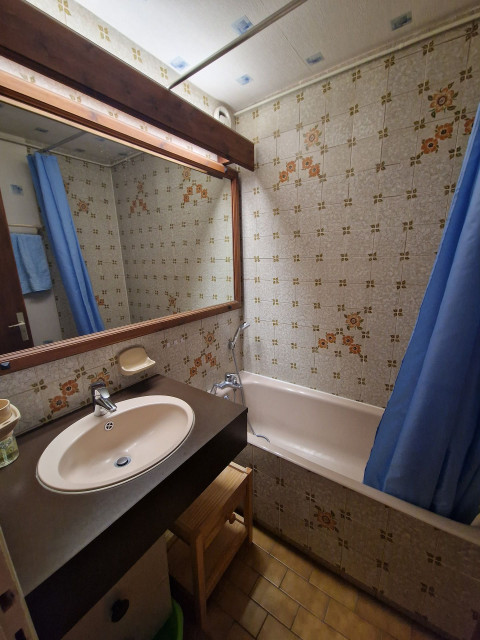 _lv_images__lot_0037251282_10_4250584