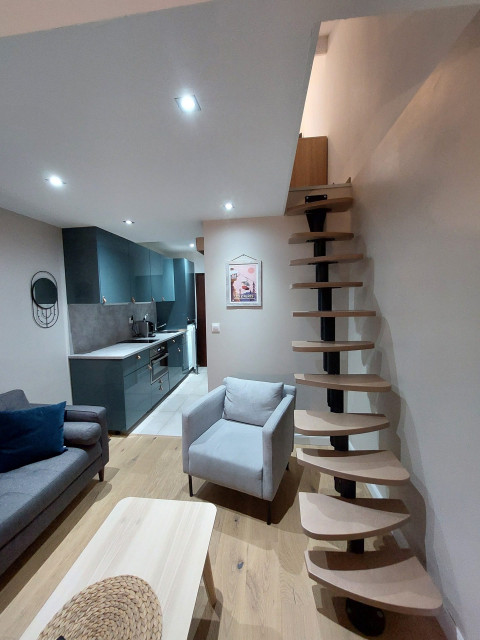 _lv_images__lot_0037251297_01_4468093