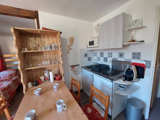 _lv_images__lot_0037251300_02_4729193
