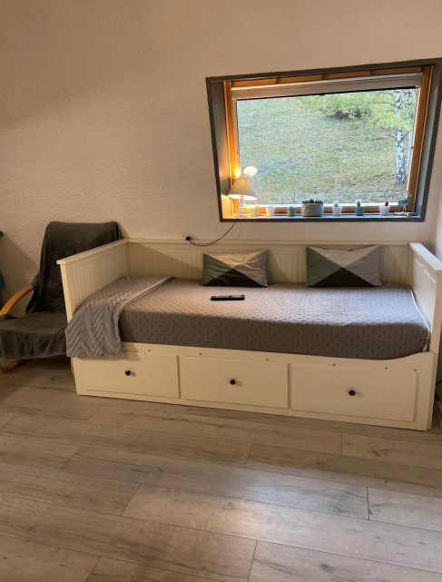 _lv_images__lot_0037251301_02_4183860