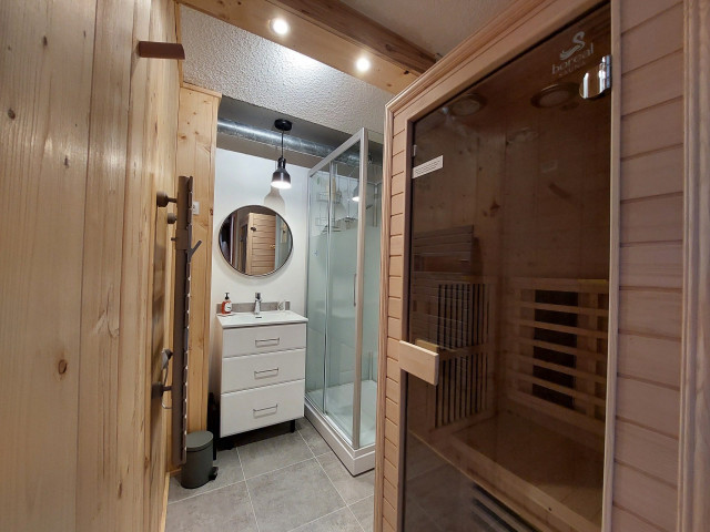 _lv_images__lot_0037251358_04_4175576 _lv_images__lot_0037251358_04_4175576