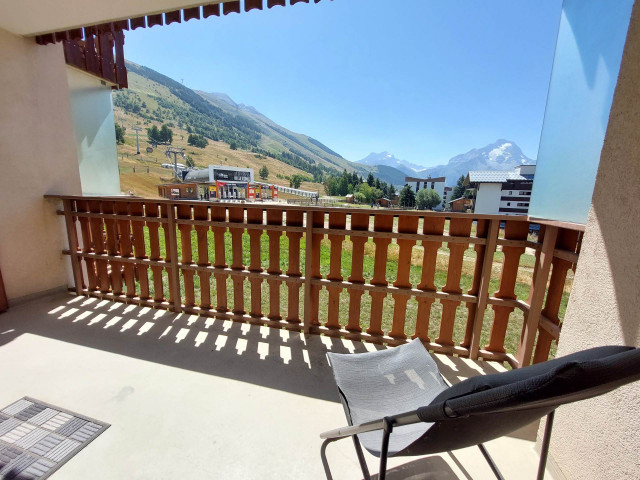 _lv_images__lot_0037251358_06_4440716