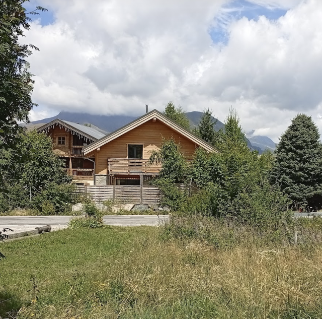 CHALET SOLONGO Chalet 10 personnes