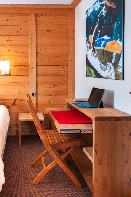 cortina24-chambre3-bureau-4619746 cortina24-chambre3-bureau-4619746