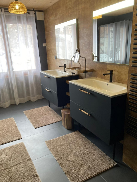 duplex-clochettes-salle-de-bain-1d-4257541