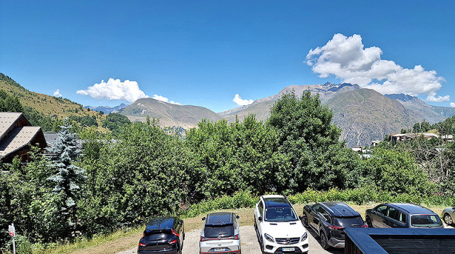 12 PARKING PRIVE RESIDENCE.jpg