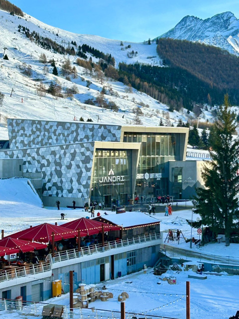 img-2584-4263481 img-2584-4263481