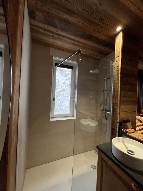 L'ALTITUDE LE REFUGE DE CHARLY Appartement 6 personnes