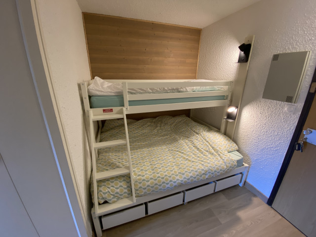 img-5934-4145029 img-5934-4145029