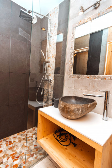 salle-d-eau-beige-4320417