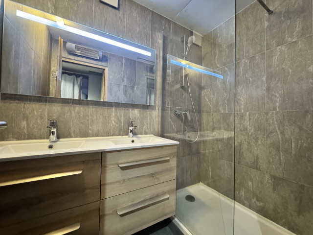 salle-de-bains-2-4087647