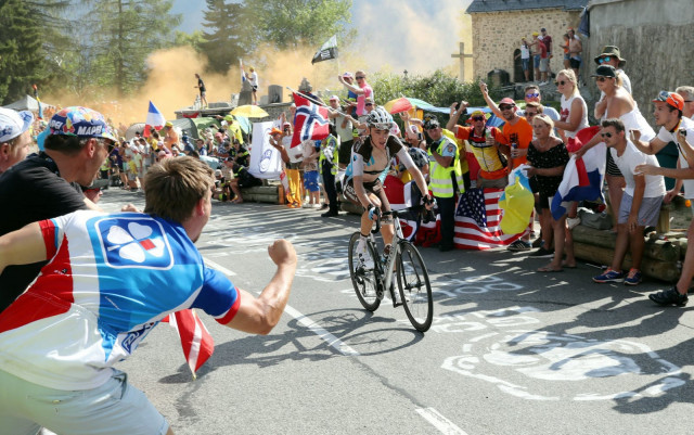 tour-de-france-ambiance-4248626